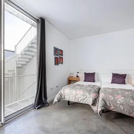 Perdiz Do Mar Apartment *